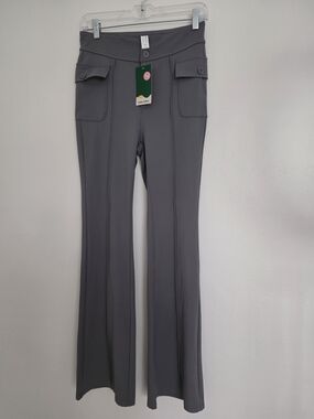 ​Halara NWT Flare Cargo Pants Play It My Way Gray High Waist Stretch M Yoga Work
